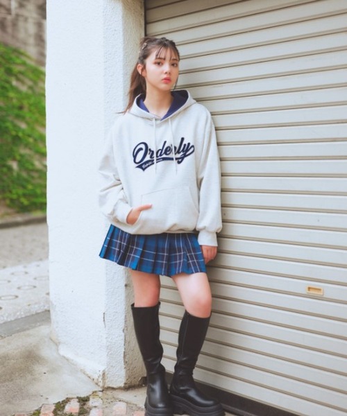 repipi armario（レピピ アルマリオ）の「【裏起毛】ハイショクルーズフーディ（パーカー・キッズ・オレンジ/グレー/ブルー/ブラック/ブルー系/アイボリー・SMALL/MEDIUM/LARGE）」の8枚目の写真