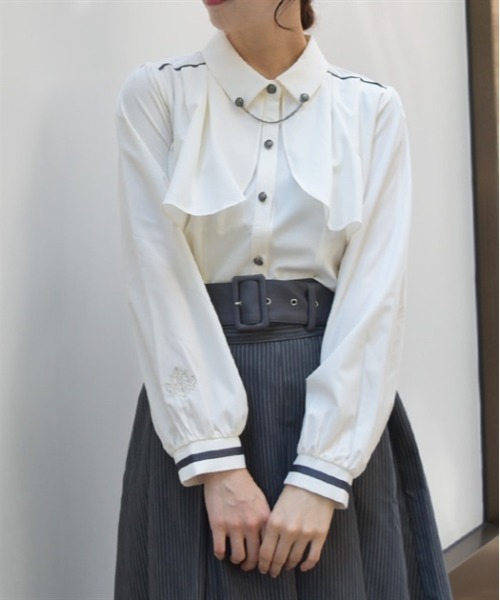 axes femme（アクシーズファム）の「袖口刺繍チェーン付フラシブラウス（シャツ/ブラウス・レディース・ワイン/カーキ/キナリ・MEDIUM/LARGE）」の2枚目の写真