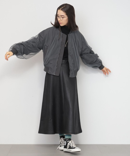 saloon(サルーン)の「SALOON(サルーン)/チュールギャザースリーブブルゾン(ブルゾン・レディース・モカ/チャコールグレー・FREE)」の6枚目の写真