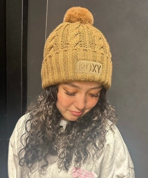ROXY(ロキシー)の「THE MORE THE BETTER /ロキシーエコファーポンポンビーニー(ニットキャップ/ビーニー・レディース・ピンク/ブラウン/ホワイト/ブラック・FREE)」の9枚目の写真
