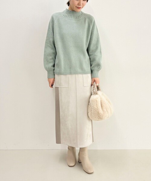 MICO COULIER（ミコクリエ）の「ウォッシャブルワイドネックプルオーバーニット（ニット/セーター・レディース・ライトブルー/オレンジ・38）」の3枚目の写真