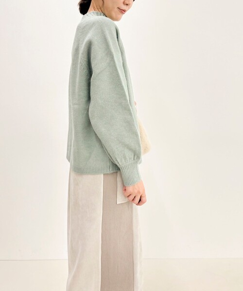 MICO COULIER（ミコクリエ）の「ウォッシャブルワイドネックプルオーバーニット（ニット/セーター・レディース・ライトブルー/オレンジ・38）」の4枚目の写真