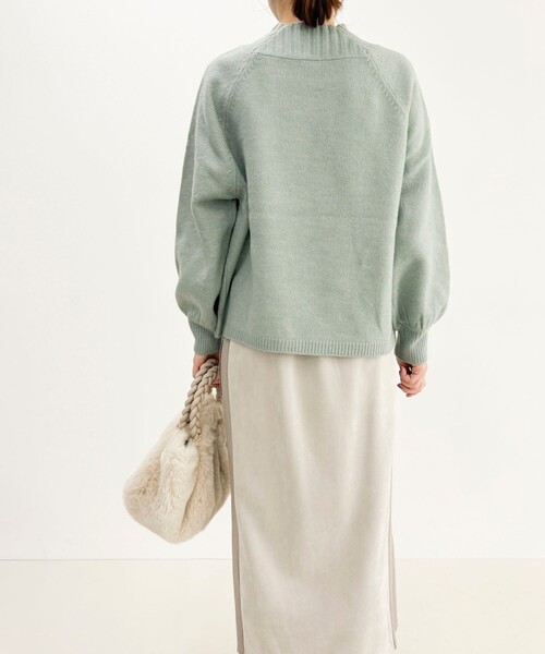 MICO COULIER（ミコクリエ）の「ウォッシャブルワイドネックプルオーバーニット（ニット/セーター・レディース・ライトブルー/オレンジ・38）」の5枚目の写真