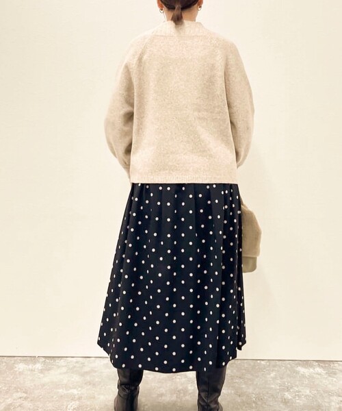 MICO COULIER（ミコクリエ）の「ウォッシャブルワイドネックプルオーバーニット（ニット/セーター・レディース・ライトブルー/オレンジ・38）」の9枚目の写真