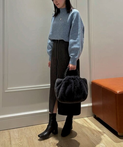 MICO COULIER（ミコクリエ）の「ウォッシャブルワイドネックプルオーバーニット（ニット/セーター・レディース・ライトブルー/オレンジ・38）」の16枚目の写真