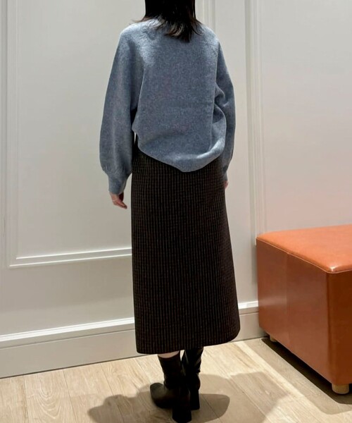 MICO COULIER（ミコクリエ）の「ウォッシャブルワイドネックプルオーバーニット（ニット/セーター・レディース・ライトブルー/オレンジ・38）」の17枚目の写真