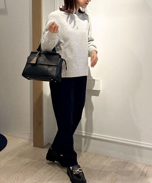 MICO COULIER（ミコクリエ）の「ウォッシャブルワイドネックプルオーバーニット（ニット/セーター・レディース・ライトブルー/オレンジ・38）」の21枚目の写真