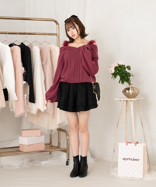 セール】【7周年限定アイテム】フェイクファー付きケーブルニット