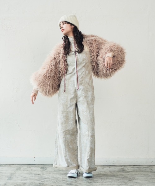 ORIENT MILLINERY（オリエント ミリナリー）の「TIBETAN LAMB FUR ARM BOLERO | チベットラムエコファーバルーンアームボレロ（その他アウター・レディース・ブラック/ベージュ/ブルー・FREE）」の21枚目の写真