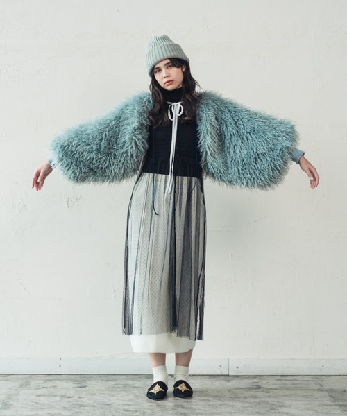 ORIENT MILLINERY（オリエント ミリナリー）の「TIBETAN LAMB FUR ARM BOLERO | チベットラムエコファーバルーンアームボレロ（その他アウター・レディース・ブラック/ベージュ/ブルー・FREE）」の13枚目の写真