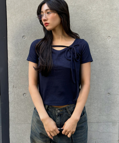 Ada.（エイダ）の「フロントリボン 半袖Ｔシャツ（Tシャツ/カットソー・レディース・ネイビー/ブラック/グレー/ベージュ/アイボリー・FREE）」の13枚目の写真