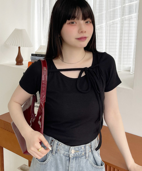 Ada.（エイダ）の「フロントリボン 半袖Ｔシャツ（Tシャツ/カットソー・レディース・ネイビー/ブラック/グレー/ベージュ/アイボリー・FREE）」の22枚目の写真