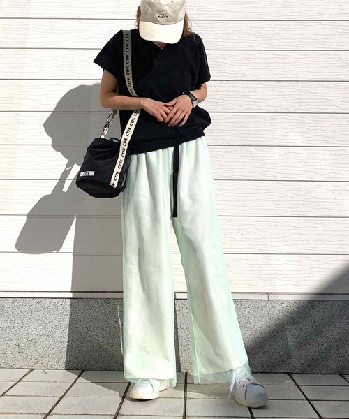 Q(キュー)の「7G Vネック切替ニット(ニット/セーター・レディース・アイボリー/ライム/ブラック・MEDIUM)」の13枚目の写真