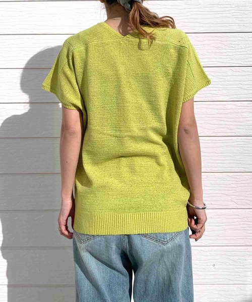 Q(キュー)の「7G Vネック切替ニット(ニット/セーター・レディース・アイボリー/ライム/ブラック・MEDIUM)」の7枚目の写真