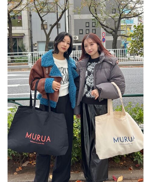 MURUA（ムルーア）の「BIGロゴトートバッグ【選べるセット対象】（ハンドバッグ・レディース・ブラック/アイボリー・FREE）」の7枚目の写真