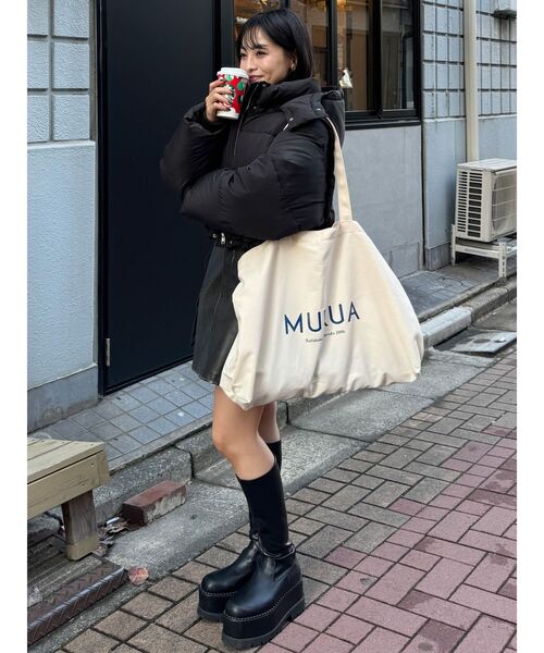 MURUA（ムルーア）の「BIGロゴトートバッグ【選べるセット対象】（ハンドバッグ・レディース・ブラック/アイボリー・FREE）」の10枚目の写真