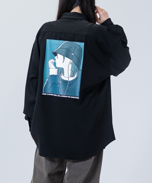 Candy Fantasy（キャンディーファンタジー）の「【a】ライトポリエステル BLUE/GREEN Girl イラスト ビッグシャツ 長袖（シャツ/ブラウス・レディース・ブラック系1/ベージュ系2/ホワイト系1/ホワイト系2/ブラック系2/ベージュ系1・MEDIUM/LARGE）」の4枚目の写真