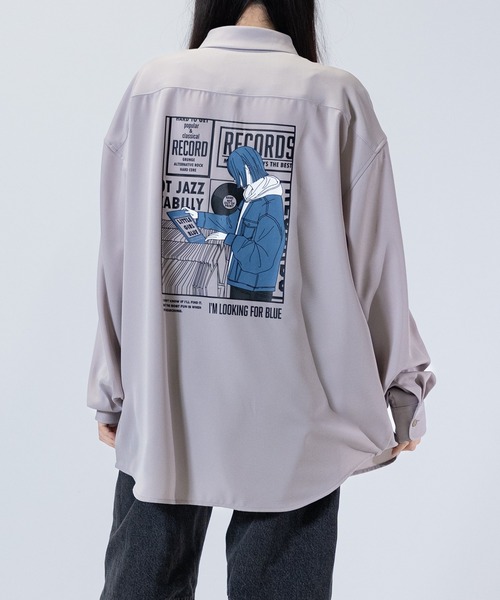 Candy Fantasy（キャンディーファンタジー）の「【a】ライトポリエステル BLUE/GREEN Girl イラスト ビッグシャツ 長袖（シャツ/ブラウス・レディース・ブラック系1/ベージュ系2/ホワイト系1/ホワイト系2/ブラック系2/ベージュ系1・MEDIUM/LARGE）」の5枚目の写真