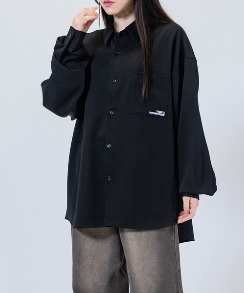 Candy Fantasy（キャンディーファンタジー）の「【a】ライトポリエステル BLUE/GREEN Girl イラスト ビッグシャツ 長袖（シャツ/ブラウス・レディース・ブラック系1/ベージュ系2/ホワイト系1/ホワイト系2/ブラック系2/ベージュ系1・MEDIUM/LARGE）」の20枚目の写真