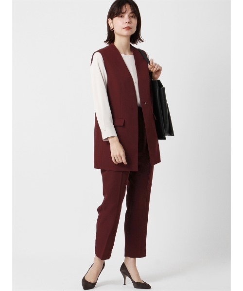 SUIT SQUARE（スーツスクエア）の「タックテーパードパンツ ウォッシャブル 消臭 ダブルクロスサテン 無地（スーツパンツ・レディース・ボルドー/チャコールグレー・36(7号)/38(9号)/40(11号)/42(13号)）」の9枚目の写真