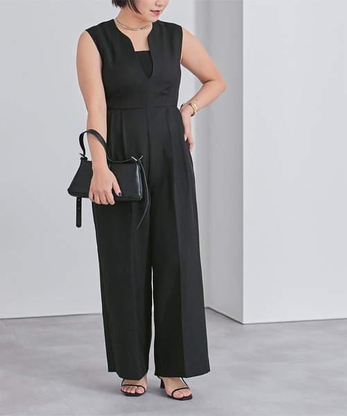 UR'S（ユアーズ）の「リネンライクディープハートネックオールインワン（つなぎ/オールインワン・レディース・ブラック/ダークグレー/サンドベージュ・SP/S/M/L）」の4枚目の写真