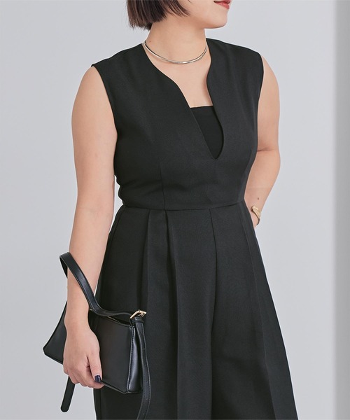 UR'S（ユアーズ）の「リネンライクディープハートネックオールインワン（つなぎ/オールインワン・レディース・ブラック/ダークグレー/サンドベージュ・SP/S/M/L）」の6枚目の写真