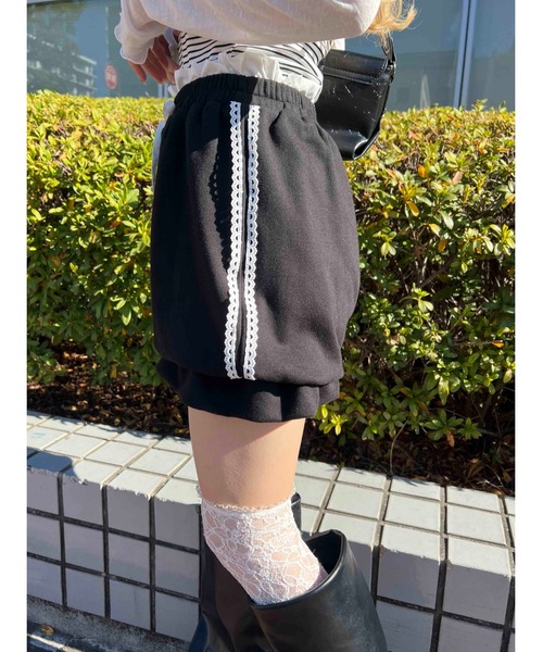 WC（ダブル シー）の「【2025★春夏新作】レースラインバルーンショートパンツ（その他パンツ・レディース・ブラック/ネイビー・FREE）」の4枚目の写真