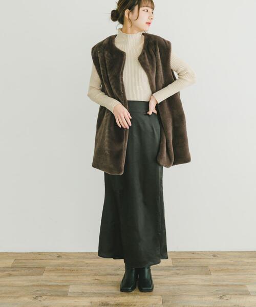 ITEMS URBANRESEARCH（アイテムズ アーバンリサーチ）の「サテンマーメイドスカート（スカート・レディース・ネイビー/ベージュ/ブラック・FREE）」の10枚目の写真