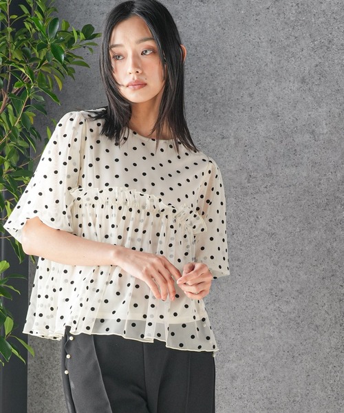 mili an deni(ミリアンデニ)の「フロッキードットバルーンスリーブフリルブラウス(シャツ/ブラウス・レディース・ブラック/アイボリー・M)」の7枚目の写真