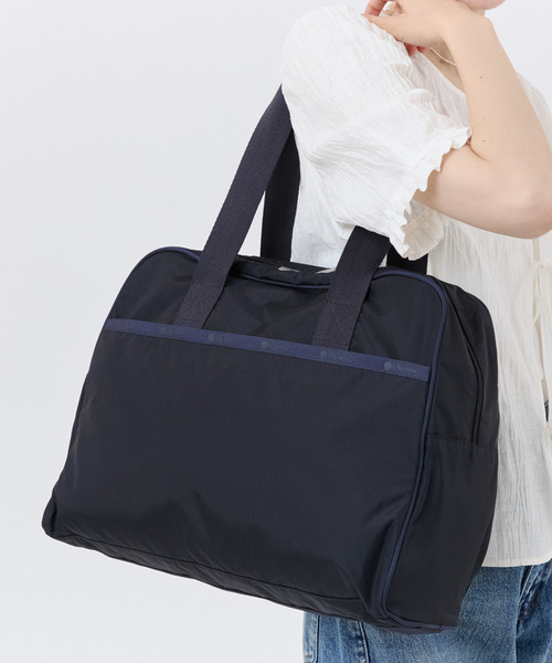 LeSportsac（レスポートサック）の「SMALL CARRYALL DUFFLE ディープシーブルー（ボストンバッグ・レディース・ブルー・FREE）」の2枚目の写真