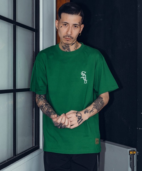 Subciety（サブサエティ）の「CROWD Tee（Tシャツ/カットソー・メンズ・ホワイト/ブラウン/グリーン/ブラック・SMALL/MEDIUM/LARGE/X-LARGE/XX-LARGE）」の6枚目の写真