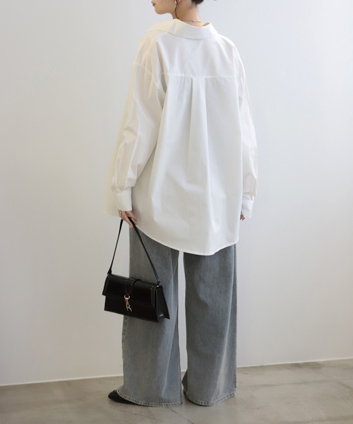 LUMIRA(アパレル)(ルミラ)の「ハート刺繍ロゴ ストライプシャツ(シャツ/ブラウス・レディース・ホワイト/ブルー/ブラック系1/ブラック系2/ネイビー系1・FREE)」の8枚目の写真