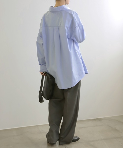 LUMIRA(アパレル)(ルミラ)の「ハート刺繍ロゴ ストライプシャツ(シャツ/ブラウス・レディース・ホワイト/ブルー/ブラック系1/ブラック系2/ネイビー系1・FREE)」の14枚目の写真