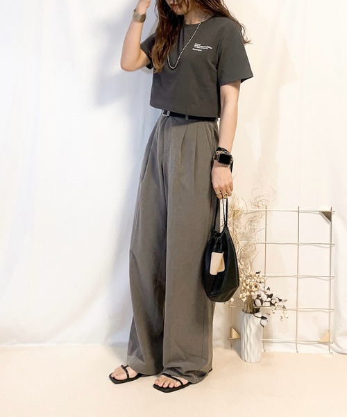 solleim(ソルレム)の「クロップド刺繍Tシャツ(Tシャツ/カットソー・レディース・ブラック/オフホワイト/ネイビー/チャコール/ピンク・M/L)」の20枚目の写真