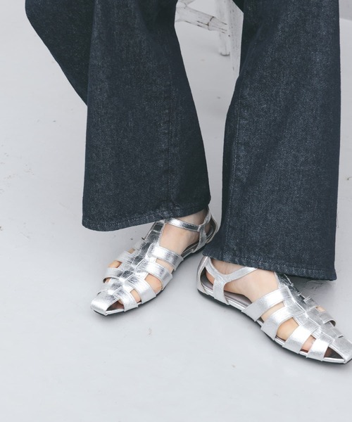 KBF（ケイビーエフ）の「フラットグルカサンダル（サンダル・レディース・ゴールド/シルバー/ブラック・37/38）」の21枚目の写真