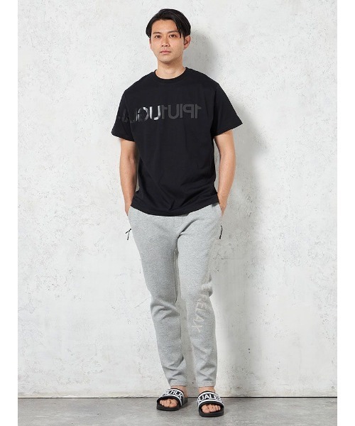1PIU1UGUALE3 RELAX (ウノピゥウノウグァーレトレ リラックス)の「【1PIU1UGUALE3 RELAX】BIG LOGO INVERTED Tシャツ 春夏(ウノ ピゥ ウノ ウグァーレ トレ)(Tシャツ/カットソー・メンズ・ブラック/ホワイト・M/L/LL)」の12枚目の写真
