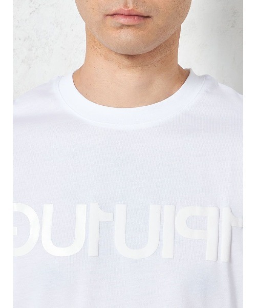 1PIU1UGUALE3 RELAX (ウノピゥウノウグァーレトレ リラックス)の「【1PIU1UGUALE3 RELAX】BIG LOGO INVERTED Tシャツ 春夏(ウノ ピゥ ウノ ウグァーレ トレ)(Tシャツ/カットソー・メンズ・ブラック/ホワイト・M/L/LL)」の5枚目の写真