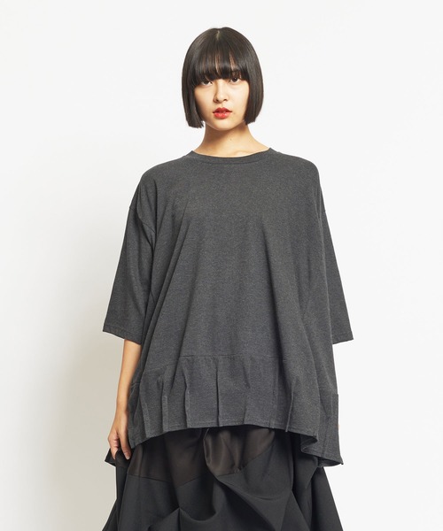 gomme(ゴム)の「20/-天竺 ヘムハッチングT(Tシャツ/カットソー・レディース・ブラック/ホワイト/チャコールグレー・MEDIUM)」の3枚目の写真