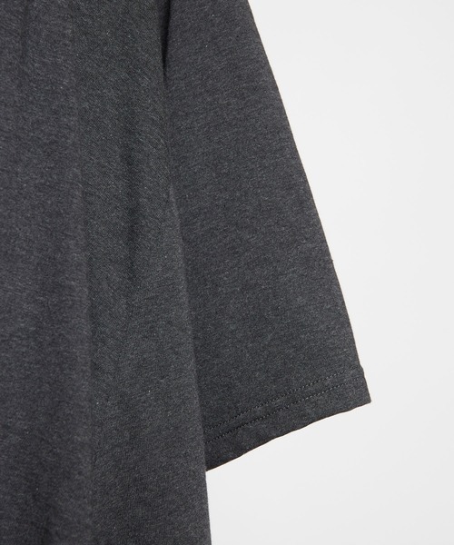 gomme(ゴム)の「20/-天竺 ヘムハッチングT(Tシャツ/カットソー・レディース・ブラック/ホワイト/チャコールグレー・MEDIUM)」の17枚目の写真