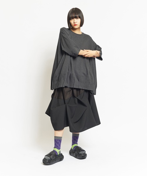 gomme(ゴム)の「20/-天竺 ヘムハッチングT(Tシャツ/カットソー・レディース・ブラック/ホワイト/チャコールグレー・MEDIUM)」の8枚目の写真