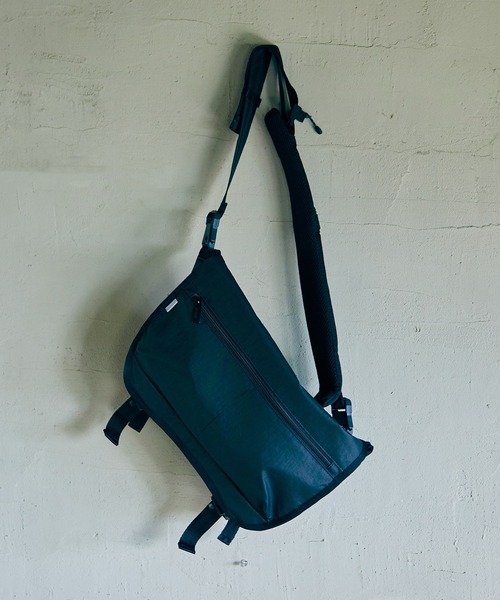 NESK(ネスク)の「【NESK】Messenger Bag NS-003(メッセンジャーバッグ・メンズ・ブラック系1/ブラック系その他2・FREE)」の3枚目の写真