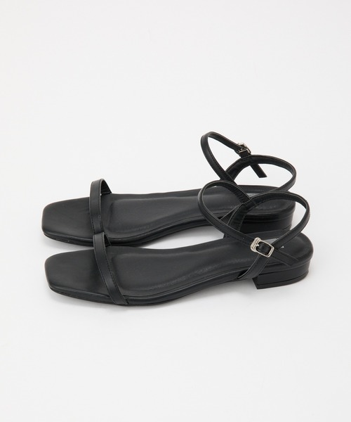 COLONY 2139（コロニートゥーワンスリーナイン）の「ナロウストラップサンダル（サンダル・レディース・ゴールド/ブラック・MEDIUM/LARGE）」の20枚目の写真