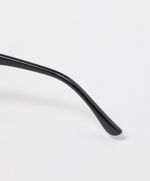 FOREVER 21（フォーエバー トゥエンティーワン）の「スクエアサングラス（メガネ・レディース・ブラック/グレー・FREE）」の11枚目の写真