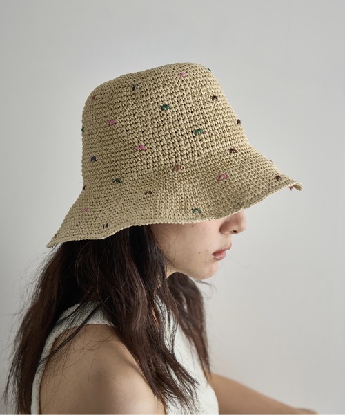 THE YOn（ザヨン）の「カラフルドットペーパーハット（ハット・レディース・ベージュ/アイボリー・FREE）」の11枚目の写真