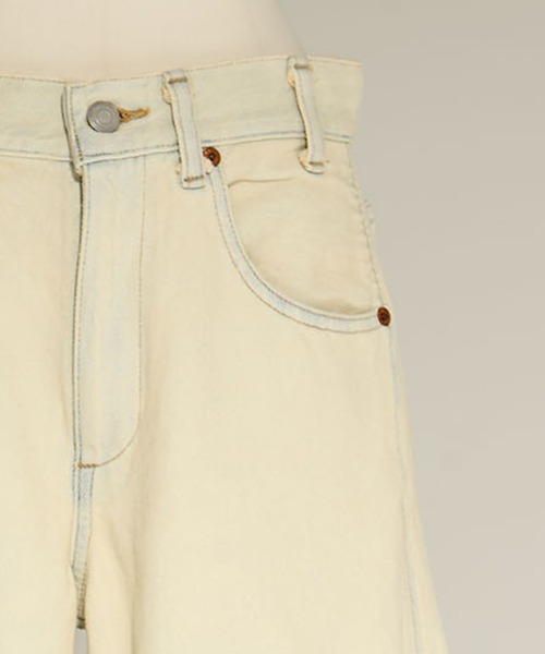 kotohayokozawa(コトハヨコザワ)の「【kotohayokozawa/コトハヨコザワ】SIDE LOOP PANTS/デニムパンツ(デニムパンツ・レディース・ベージュ/ライトブルー・S/M)」の22枚目の写真