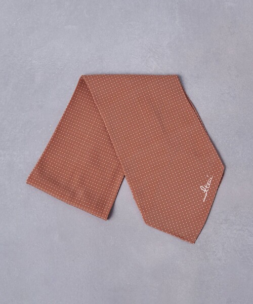 UNITED ARROWS(ユナイテッドアローズ)の「<molteni> ドットプリント アスコットタイ(ストール/ショール・メンズ・シャーベット/ダークブラウン/ベージュ/ネイビー・FREE)」の4枚目の写真