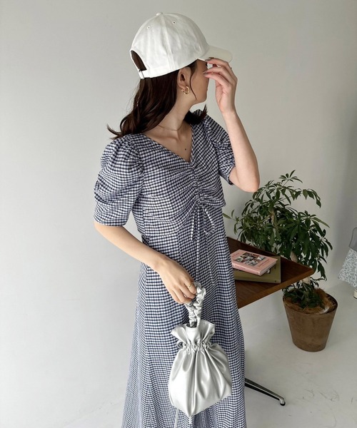 one after another NICE CLAUP（ワンアフターアナザーナイスクラップ）の「【お気に入り登録5万人突破！】マルチウェイセットワンピース/WEB限定商品（ワンピース・レディース・オフホワイト/ブラック系その他/ホワイト×ブラック/ブラック/ホワイト系その他/ホワイト×ネイビー・FREE）」の19枚目の写真