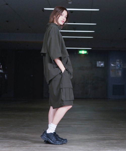 THRASHER(スラッシャー)の「NYLON CARGO SHORTS / スラッシャーロゴ刺繍ナイロンカーゴショーツ(カーゴパンツ・メンズ・グレイッシュベージュ/ブラック/カーキ・LARGE/MEDIUM/X-LARGE)」の8枚目の写真