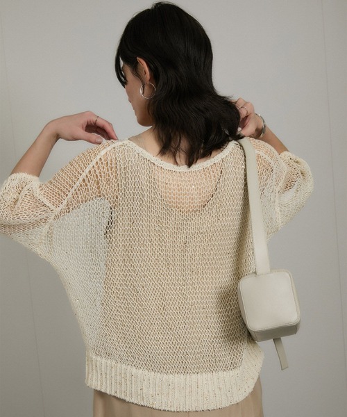 SALON adam et rope'（サロン アダム エ ロペ）の「ギマコットンスパンコールプルオーバー（ニット/セーター・レディース・チャコールグレー/オフホワイト/ブラウン系その他2・FREE）」の17枚目の写真