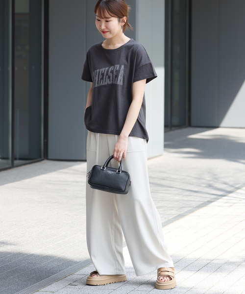 UGG(アグ)の「【UGG/アグ】W GOLDENGLOW SLIDE:サンダル(サンダル・レディース・キャメル/ブラック・23cm/24cm/25cm)」の9枚目の写真